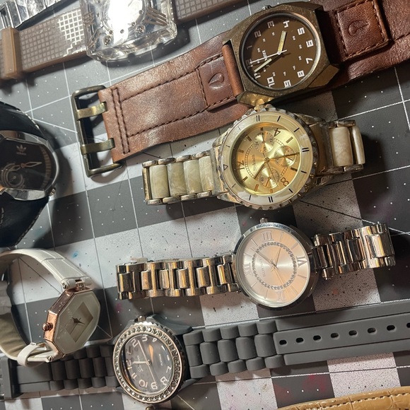 Men's Multi-Color Watch Collection - Picture 4 of 5